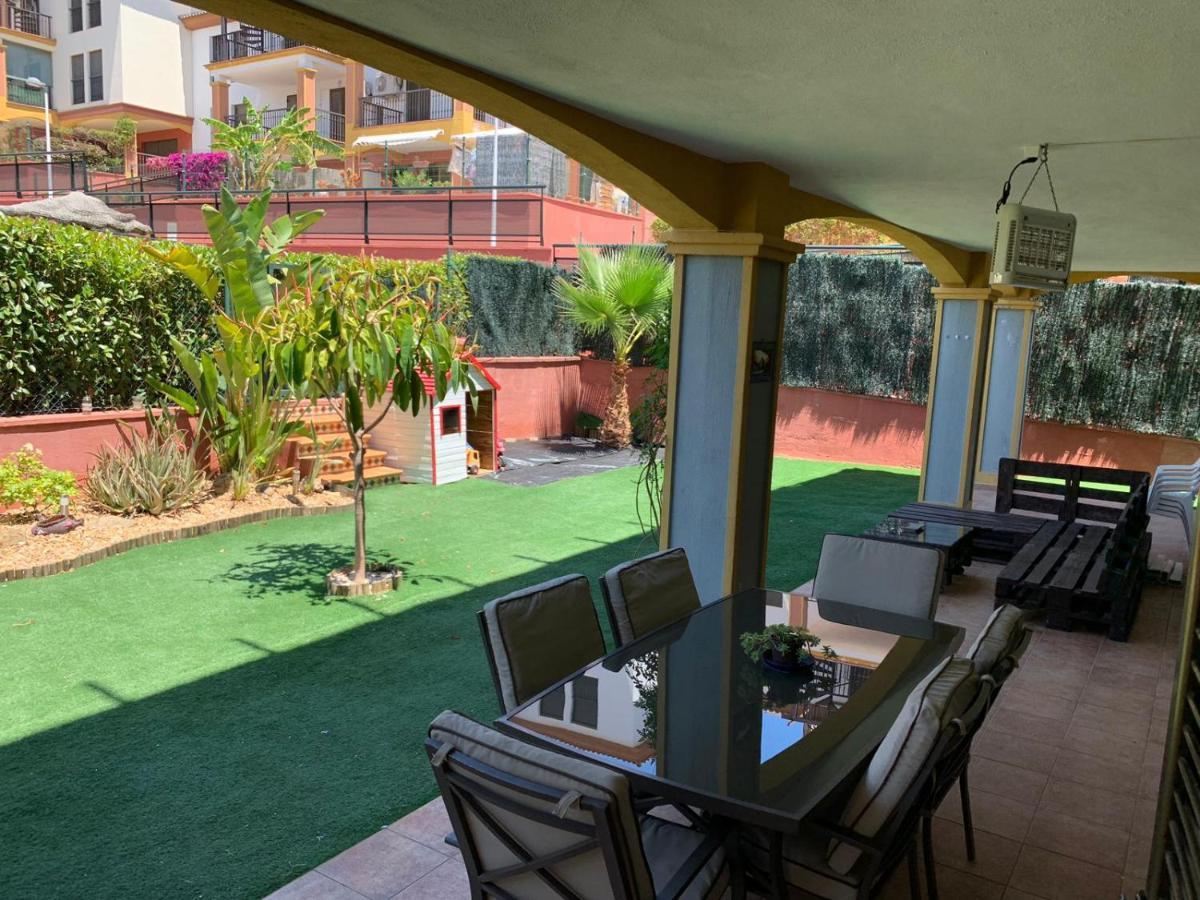 Apartamento con jardín privado y acceso a piscina Huelva Exterior foto